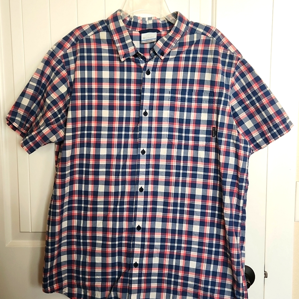 Columbia Short Sleeved Collard Button Up Plaid Button Up Shirt Mens XL
